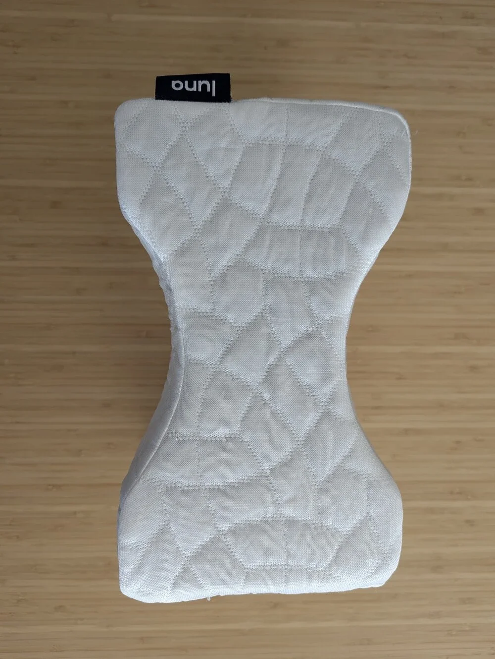 Luna Quilted Memory foam knee pillow